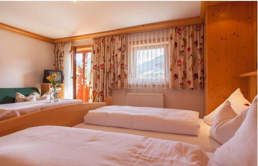 Pension Edelweiss アルプバッハ エクステリア 写真